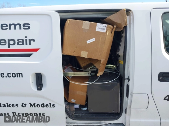 2016 Nissan NV200 S z VIN 3N6CM0KN3GK692362, wystawiony jako IAAI lot #41743123 z przebiegiem 168 260 mil mil oraz . Historia ofert i sprzedaży dostępna na DreamBid. Obrazek 8.