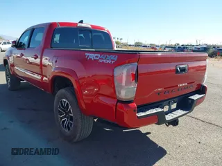 2021 Toyota Tacoma 4WD SR5 with VIN 3TMDZ5BN3MM102098, listed as a IAAI auction lot 41381650 with 30,642 mi miles. Bid and sale history available at carsss.com. Image 3.