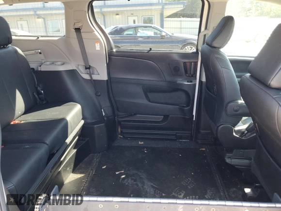 2020 Toyota Sienna SE with VIN 5TDXZ3DC9LS050441, listed as a Copart auction lot 77310274 with 43,452 mi miles and Salvage Title. Bid and sale history available at carsss.com. Image 11.