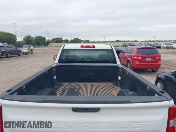 2020 Chevrolet Silverado 1500 Work Truck with VIN 3GCNWAEF8LG438482, listed as a IAAI auction lot 40275632 with 32,992 mi miles. Bid and sale history available at carsss.com. Image 8.