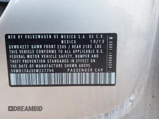 2014 Volkswagen Jetta SE с VIN 3VWD17AJ3EM227750, выставлен на аукционе IAAI как лот 42451317 с пробегом 138 666 миль миль и . История ставок и продаж доступна на DreamBid. Изображение 9.