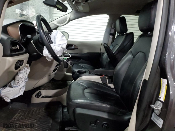 2017 Chrysler Pacifica Touring-L with VIN 2C4RC1BG4HR702676, listed as a Copart auction lot 50571955 with 107,182 mi miles and Salvage Title. Bid and sale history available at carsss.com. Image 7.