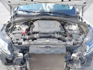 2018 Land Rover Range Rover Velar S z VIN SALYB2RV2JA746977, wystawiony jako IAAI lot #42423513 z przebiegiem 148 062 mil mil oraz . Historia ofert i sprzedaży dostępna na DreamBid. Obrazek 10.