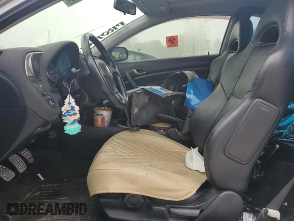 2004 Acura RSX z VIN JH4DC53884S001686, wystawiony jako Copart lot #49076315 z przebiegiem 168 198 mil mil oraz Nie do naprawy • Non repairable. Historia ofert i sprzedaży dostępna na DreamBid. Obrazek 7.