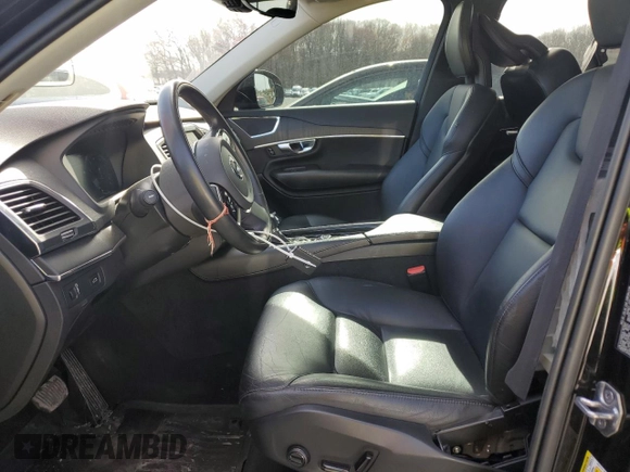 2020 Volvo XC90 Momentum with VIN YV4102PKXL1621040, listed as a Copart auction lot 49476455 with 38,236 mi miles and Salvage Title. Bid and sale history available at carsss.com. Image 7.
