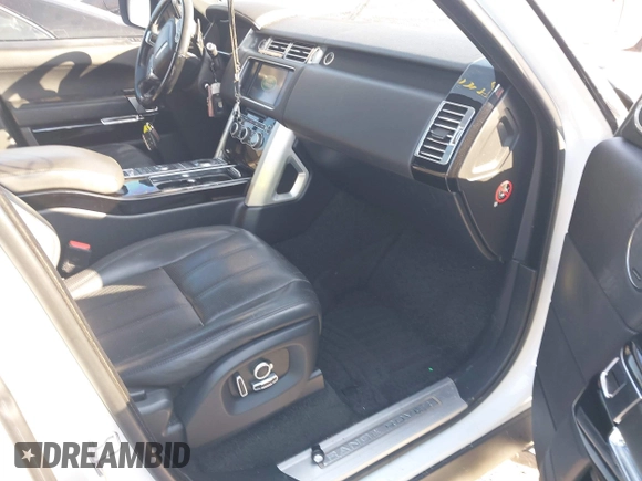 2016 Land Rover Range Rover Supercharged z VIN SALGS3EF0GA280040, wystawiony jako IAAI lot #41394107 z przebiegiem 72 446 mil mil oraz . Historia ofert i sprzedaży dostępna na DreamBid. Obrazek 5.