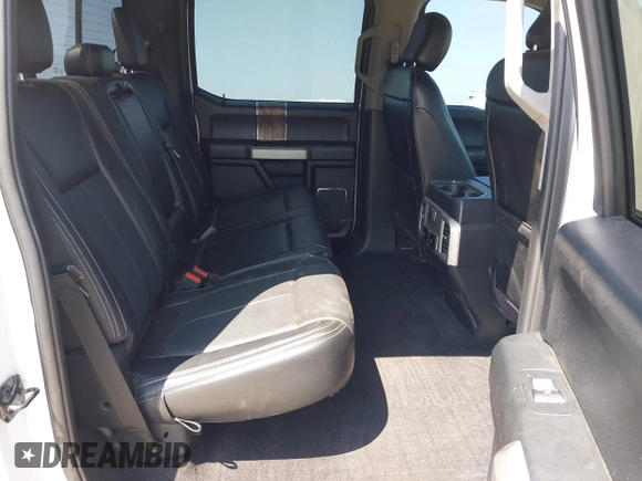 2020 Ford F-150 XL z VIN 1FTFW1E49LKE65329, wystawiony jako IAAI lot #42436835 z przebiegiem 53 581 mil mil oraz . Historia ofert i sprzedaży dostępna na DreamBid. Obrazek 8.