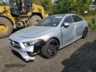 2021 Mercedes-Benz A 35 AMG z VIN W1K3G5BB1MJ281039, wystawiony jako Copart lot #71922824 z przebiegiem 11 586 mil mil oraz Szkoda całkowita • Salvage title. Historia ofert i sprzedaży dostępna na DreamBid. Obrazek 1.