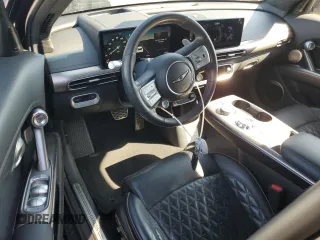 2023 Genesis GV60 Performance z VIN KMUKEDTB2PU008020, wystawiony jako Copart lot #42407805 z przebiegiem 30 760 mil mil oraz Szkoda całkowita • Salvage title. Historia ofert i sprzedaży dostępna na DreamBid. Obrazek 8.