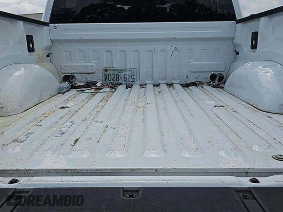 2022 Ford F-150 XL z VIN 1FTFW1EDXNFB38773, wystawiony jako IAAI lot #42851413 z przebiegiem 47 347 mil mil oraz . Historia ofert i sprzedaży dostępna na DreamBid. Obrazek 4.