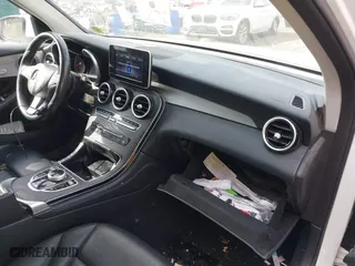 2019 Mercedes-Benz GLC with VIN WDC0G4KB3K1005332, listed as a IAAI auction lot 41774506 with 73,934 mi miles. Bid and sale history available at carsss.com. Image 5.