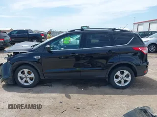 2016 Ford Escape SE z VIN 1FMCU9G97GUA77456, wystawiony jako IAAI lot #42088983 z przebiegiem 160 718 mil mil oraz . Historia ofert i sprzedaży dostępna na DreamBid. Obrazek 15.