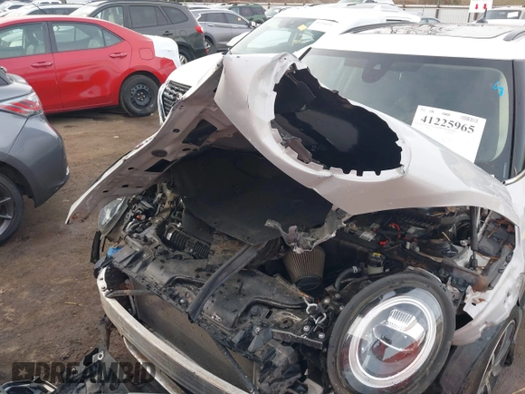 2019 MINI Hardtop 4 Door Cooper S with VIN WMWXU3C59K2H87159, listed as a IAAI auction lot 41225965 with 76,640 mi miles and . Bid and sale history available at DreamBid. Image 6.