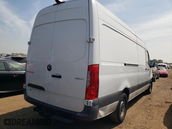 2021 Mercedes-Benz Sprinter Cargo with VIN W1Y4ECHY9MT067999, listed as a Copart auction lot 67259574 with 284,031 mi miles and Salvage Title. Bid and sale history available at carsss.com. Image 3.
