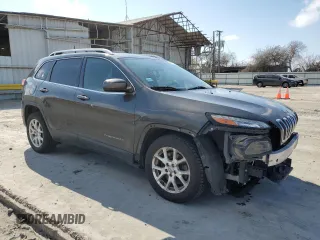2016 Jeep Cherokee 75th Anniversary with VIN 1C4PJLCB6GW291038, listed as a Copart auction lot 43710965 with 96,784 mi miles and Salvage Title. Bid and sale history available at DreamBid. Image 4.
