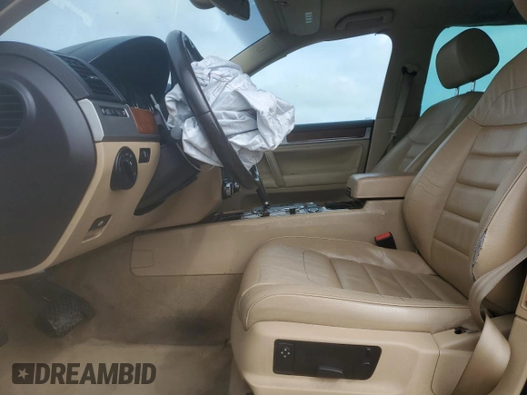 2010 Volkswagen Touareg VR6 with VIN WVGBF7A98AD002467, listed as a Copart auction lot 49431605 with Not Provided miles and Salvage Title. Bid and sale history available at DreamBid. Image 7.