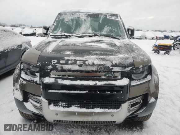2022 Land Rover Defender z VIN SALEX7RU4N2095571, wystawiony jako Copart lot #85492574 z przebiegiem 12 896 mil mil oraz Szkoda całkowita • Salvage title. Historia ofert i sprzedaży dostępna na DreamBid. Obrazek 5.