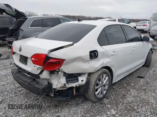 2012 Volkswagen Jetta Sedan SE w/Convenience PZEV with VIN 3VWDP7AJ4CM356799, listed as a IAAI auction lot 41497869 with 156,092 mi miles. Bid and sale history available at carsss.com. Image 6.