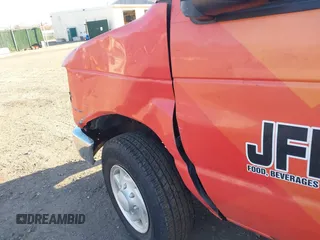 2008 Ford Econoline Cargo Commercial z VIN 1FTSS34L18DA48507, wystawiony jako IAAI lot #41702996 z przebiegiem Nie podano mil oraz . Historia ofert i sprzedaży dostępna na DreamBid. Obrazek 6.