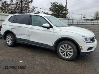2018 Volkswagen Tiguan S z VIN 3VV1B7AXXJM056479, wystawiony jako Copart lot #53113125 z przebiegiem 99 367 mil mil oraz Szkoda całkowita • Salvage title. Historia ofert i sprzedaży dostępna na DreamBid. Obrazek 4.