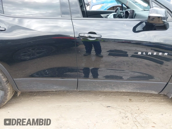 2023 Chevrolet Blazer LT с VIN 3GNKBJRSXPS206207, выставлен на аукционе IAAI как лот 41488978 с пробегом 16 393 миль миль и . История ставок и продаж доступна на DreamBid. Изображение 13.