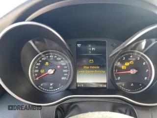 2018 Mercedes-Benz C 300 z VIN 55SWF4KB5JU269921, wystawiony jako Copart lot #60602825 z przebiegiem Nie podano mil oraz Szkoda całkowita • Salvage title. Historia ofert i sprzedaży dostępna na DreamBid. Obrazek 9.