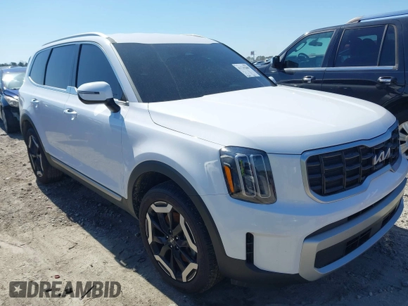 2024 Kia Telluride S z VIN 5XYP64GC5RG499213, wystawiony jako IAAI lot #41739288 z przebiegiem 33 799 mil mil oraz . Historia ofert i sprzedaży dostępna na DreamBid. Obrazek 1.