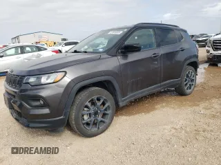 2023 Jeep Compass Altitude z VIN 3C4NJDBN9PT539846, wystawiony jako Copart lot #53848805 z przebiegiem 11 380 mil mil oraz Szkoda całkowita • Salvage title. Historia ofert i sprzedaży dostępna na DreamBid. Obrazek 1.