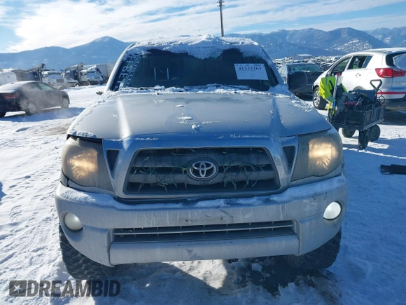 2006 Toyota Tacoma z VIN 5TELU42N06Z195981, wystawiony jako IAAI lot #41333261 z przebiegiem 216 216 mil mil oraz . Historia ofert i sprzedaży dostępna na DreamBid. Obrazek 13.