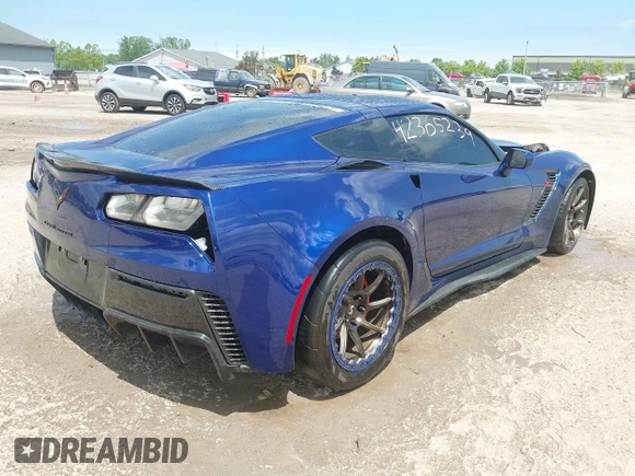 2018 Chevrolet Corvette Z06 3LZ with VIN 1G1YT2D60J5600521, listed as a IAAI auction lot 42365239 with 33,258 mi miles and . Bid and sale history available at DreamBid. Image 4.