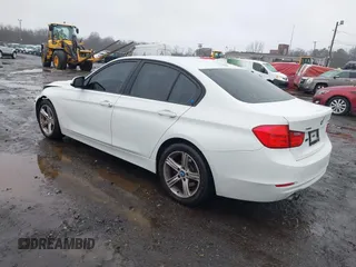 2013 BMW 3 Series 328i xDrive with VIN WBA3B3G50DNR81124, listed as a IAAI auction lot 41087933 with 133,660 mi miles and . Bid and sale history available at DreamBid. Image 3.