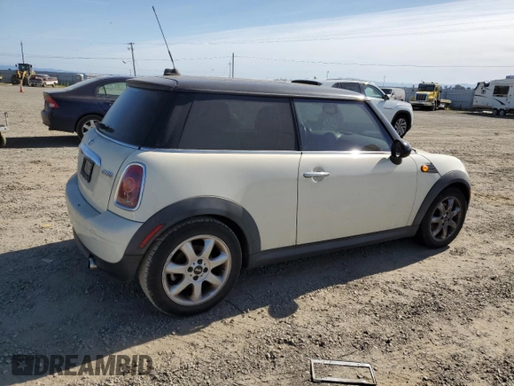 2010 MINI Hardtop with VIN WMWMF3C5XATZ66863, listed as a Copart auction lot 55695585 with 59,294 mi miles and Clean Title. Bid and sale history available at DreamBid. Image 3.