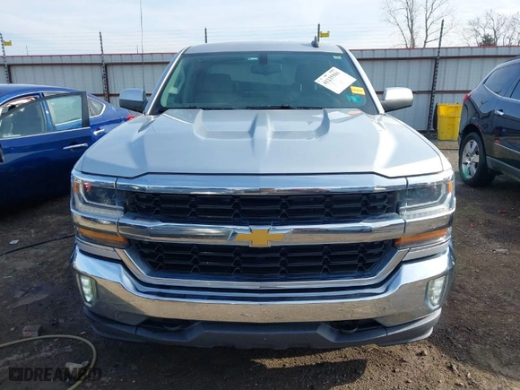 2017 Chevrolet Silverado 1500 LT with VIN 3GCUKREH4HG348602, listed as a IAAI auction lot 41235501 with 161,289 mi miles. Bid and sale history available at carsss.com. Image 12.