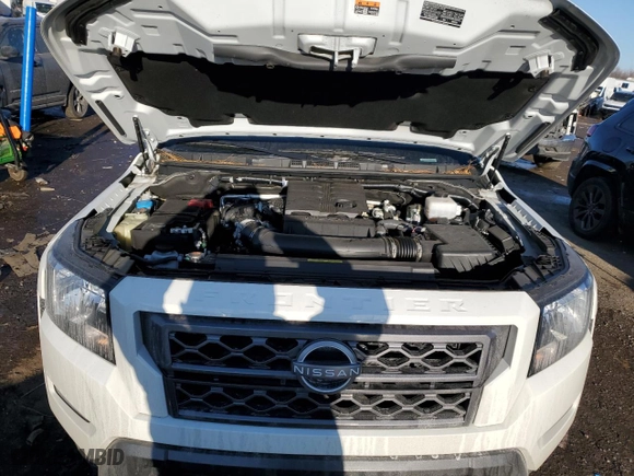 2024 Nissan Frontier S with VIN 1N6ED1CL4RN637413, listed as a Copart auction lot 44416645 with 5,698 mi miles and Clean Title. Bid and sale history available at carsss.com. Image 11.