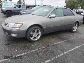 1998 Lexus ES 300 Luxury Sport Sdn with VIN JT8BF28G5W5019240, listed as a Copart auction lot 51010885 with 84,785 mi miles and Salvage Title. Bid and sale history available at carsss.com. Image 1.