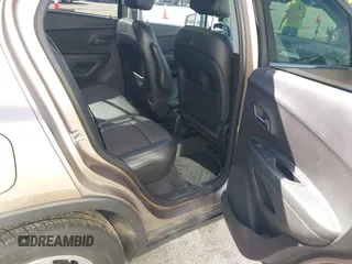 2018 Chevrolet Trax LT with VIN 3GNCJLSB8JL207404, listed as a IAAI auction lot 41796517 with 124,439 mi miles. Bid and sale history available at carsss.com. Image 8.
