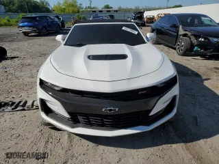 2019 Chevrolet Camaro 2SS with VIN 1G1FH3D74K0129768, listed as a Copart auction lot 58013964 with 52,531 mi miles and Salvage Title. Bid and sale history available at carsss.com. Image 5.