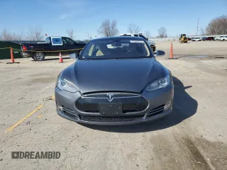 2014 Tesla Model S 60 with VIN 5YJSA1S17EFP47508, listed as a Copart auction lot 47589275 with 108,151 mi miles and Salvage Title. Bid and sale history available at DreamBid. Image 5.