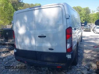 2021 Ford Transit Cargo с VIN 1FTBR1Y88MKA76509, выставлен на аукционе IAAI как лот 42005100 с пробегом 34 029 миль миль и . История ставок и продаж доступна на DreamBid. Изображение 4.