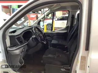 2020 Ford Transit Cargo with VIN 1FTBR1Y8XLKB06141, listed as a IAAI auction lot 42642640 with 123,417 mi miles and . Bid and sale history available at DreamBid. Image 1.