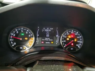 2020 Jeep Renegade Altitude with VIN ZACNJBBB4LPM02855, listed as a Copart auction lot 86715134 with 36,289 mi miles and Salvage title. Bid and sale history available at DreamBid. Image 9.