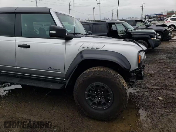 2022 Ford Bronco Raptor with VIN 1FMEE5JR7NLA50896, listed as a Copart auction lot 37460654 with 4,780 mi miles. Bid and sale history available at carsss.com. Image 10.