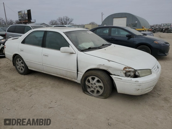 1998 Toyota Camry LE z VIN 4T1BF28K3WU068735, wystawiony jako Copart lot #44548355 z przebiegiem Nie podano mil oraz Szkoda całkowita • Salvage title. Historia ofert i sprzedaży dostępna na DreamBid. Obrazek 4.