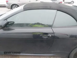 2007 BMW 6 Series M6 z VIN WBSEK93587CY78191, wystawiony jako IAAI lot #41703769 z przebiegiem Nie podano mil oraz . Historia ofert i sprzedaży dostępna na DreamBid. Obrazek 14.
