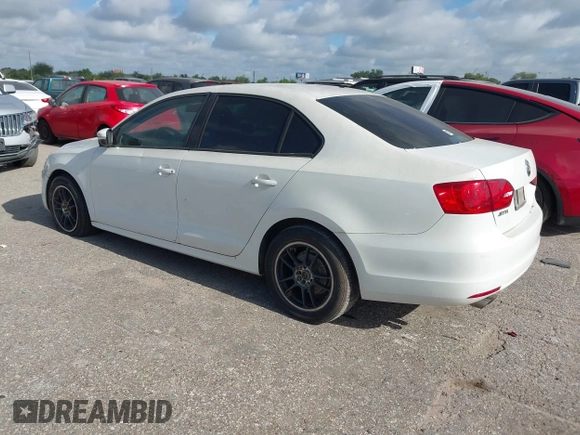 2012 Volkswagen Jetta SE z VIN 3VWDP7AJ0CM332273, wystawiony jako IAAI lot #42807798 z przebiegiem 160 501 mil mil oraz . Historia ofert i sprzedaży dostępna na DreamBid. Obrazek 3.