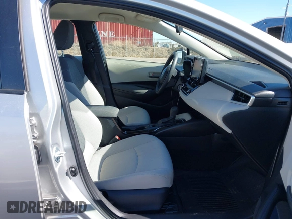 2022 Toyota Corolla LE with VIN JTDEPMAE5NJ221114, listed as a IAAI auction lot 41660732 with 48,662 mi miles and . Bid and sale history available at carsss.com. Image 5.