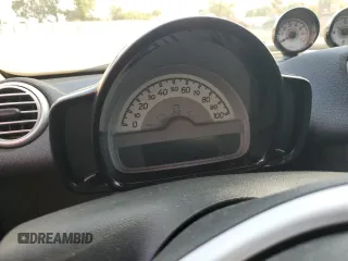 2013 Smart fortwo Passion с VIN WMEEK3BA9DK610482, выставлен на аукционе Copart как лот 74207324 с пробегом Не указан миль и На запчасти • Non repairable. История ставок и продаж доступна на DreamBid. Изображение 9.