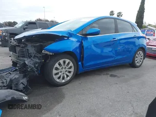 2017 Hyundai Elantra z VIN KMHD35LH8HU379319, wystawiony jako IAAI lot #41895779 z przebiegiem 80 918 mil mil oraz . Historia ofert i sprzedaży dostępna na DreamBid. Obrazek 2.