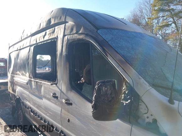 2015 Ford Transit с VIN 1FTSW3XV5FKA48407, выставлен на аукционе IAAI как лот 41359013 с пробегом 145 120 миль миль и . История ставок и продаж доступна на DreamBid. Изображение 6.