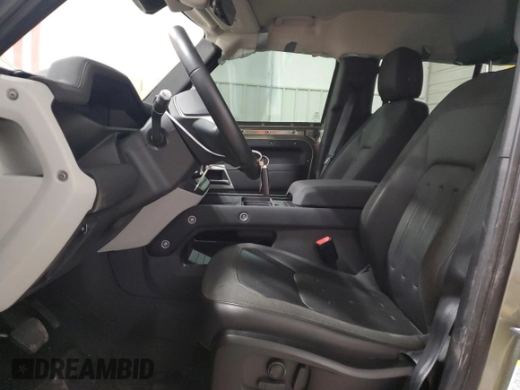 2020 Land Rover Defender SE with VIN SALEP7EU1L2020684, listed as a Copart auction lot 82365924 with 35,457 mi miles and Salvage title. Bid and sale history available at DreamBid. Image 7.